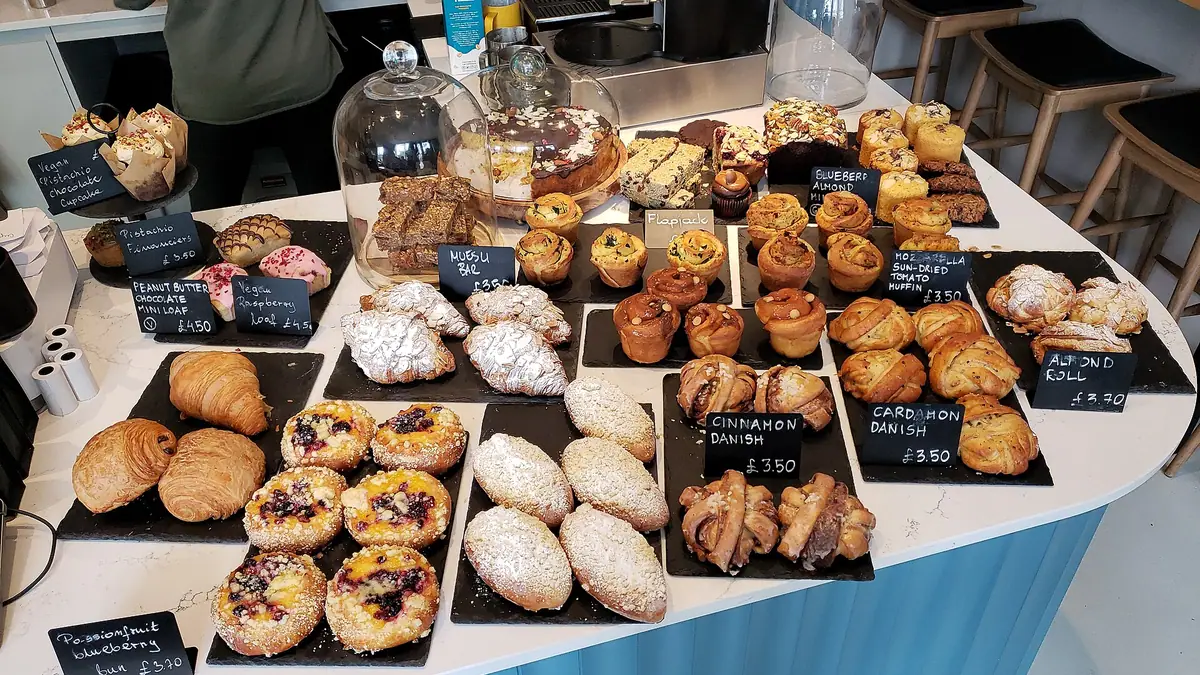 Cooplands – bakery in Carcroft, Askern
